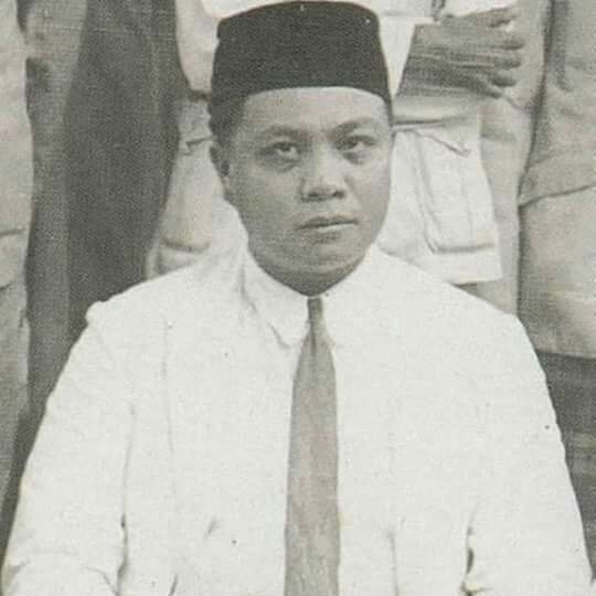 Hasil gambar untuk Tom Olil Konsul Muhammadiyah Manado